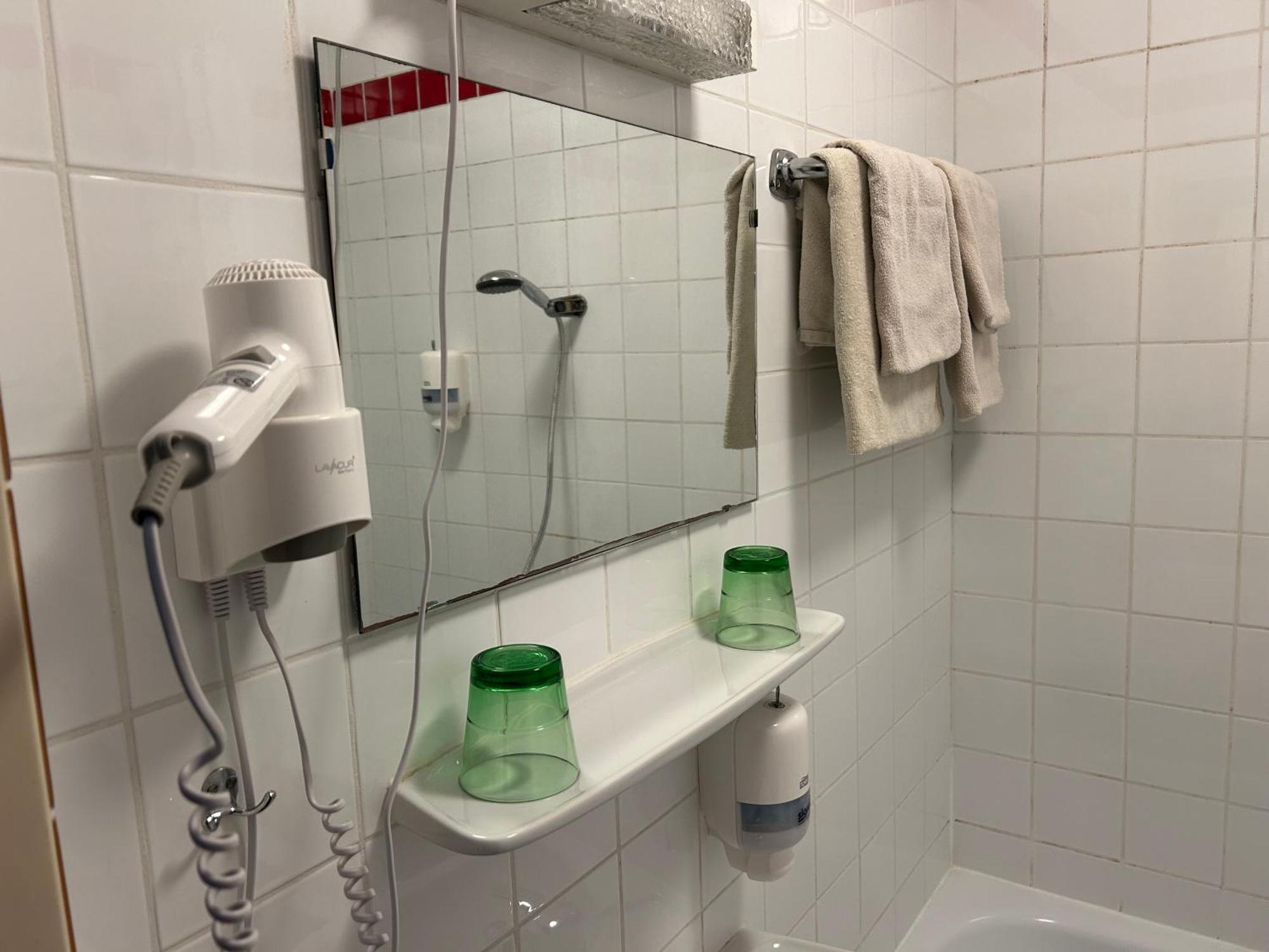 אנס "Am Limes" Hotel מראה חיצוני תמונה