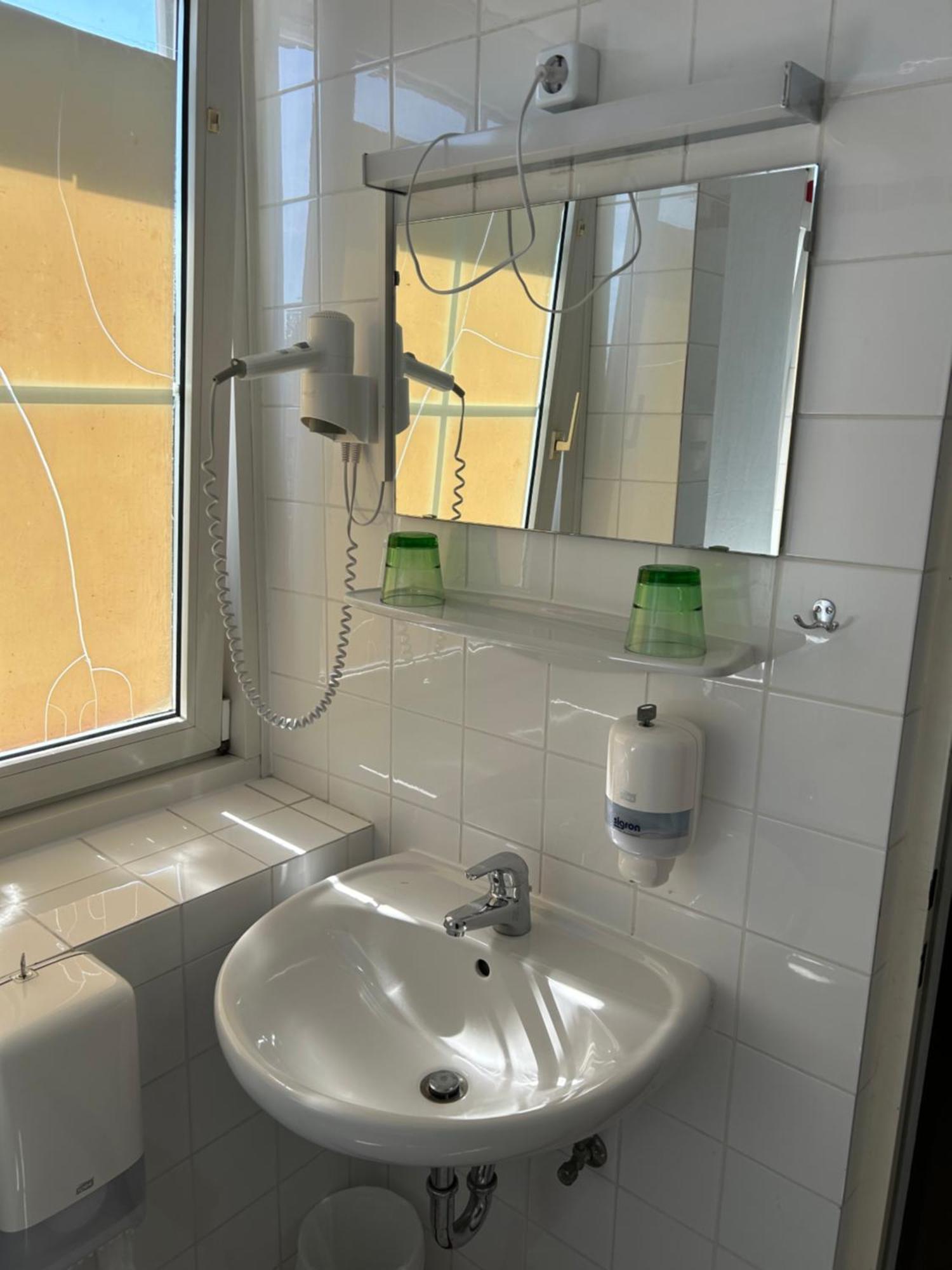 אנס "Am Limes" Hotel מראה חיצוני תמונה