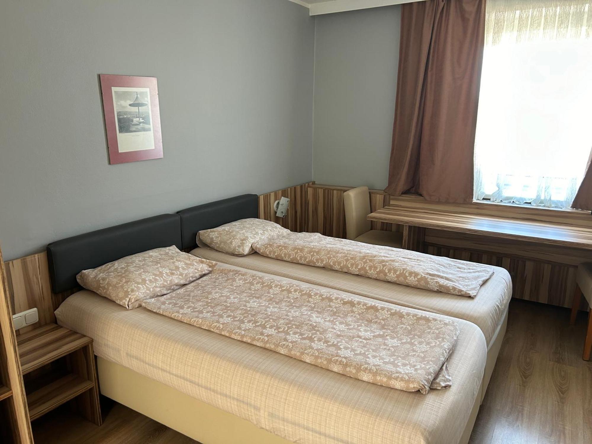 אנס "Am Limes" Hotel מראה חיצוני תמונה